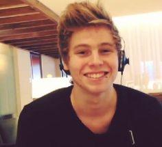 fakelukey's tweet image. and only @kendalljfraud can bring this out of me 😜