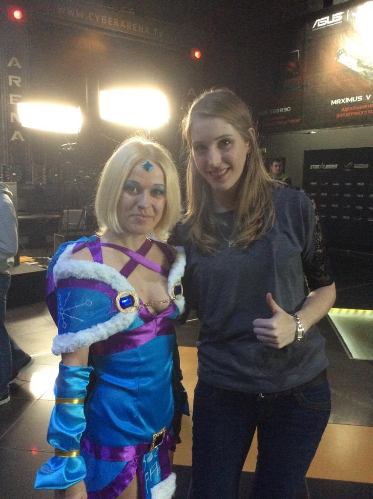 B0tlDi4IAAACf1f.jpg:large