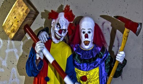 ClownVsFrance's tweet photo. J'ai croiser mon chef @Fakir_Countdown taleur j'ai fait une ptite photo avec okalm http://t.co/9V6DoLvltS