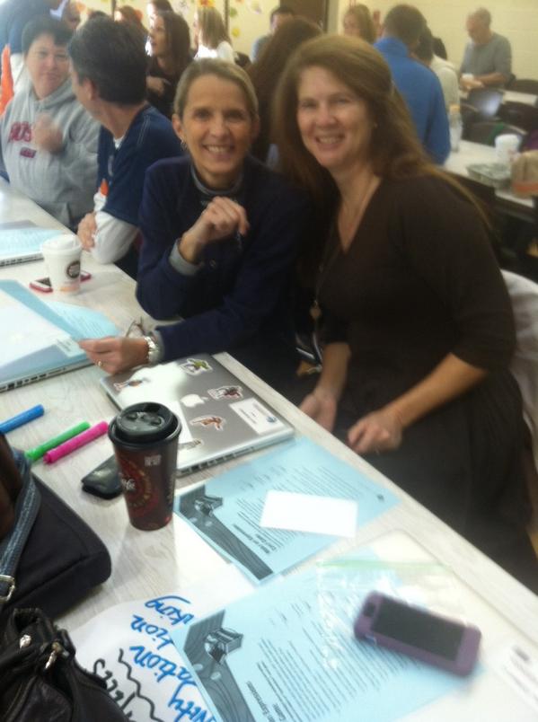 JeanKaminski1's tweet photo. #LCSDTech playing expressions card game. 21st century skills in action. http://t.co/YyUvVIZE7G
