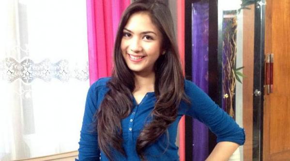 Pakaian Mini, Jessica Mila Tetap Terlihat Cute bit.ly/1wozEaB