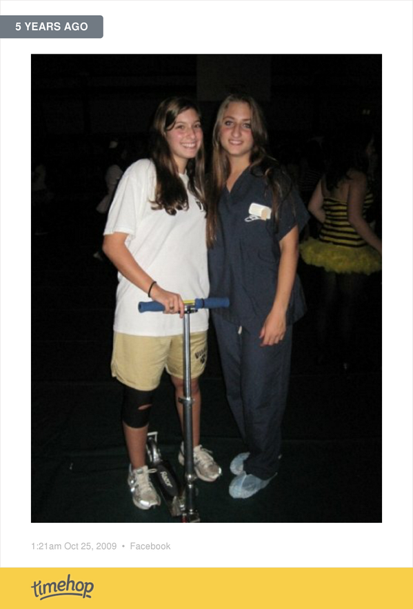 NinaRampulla's tweet photo. forever best Halloween costume #MsShep #villadays #senioryear #takemebackplease #longhairrrrrrr http://t.co/b72DaS1Mns