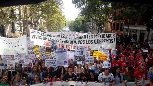 IzquierdaRev_VE's tweet photo. #ElMilitante Estado español: ¡La huelga estudiantil del 21, 22 y 23O es un éxito rotundo! http://t.co/gkjE3OhpAv http://t.co/9nzD0rcctv