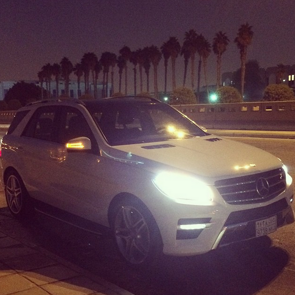MercedesBenzME's tweet photo. Here's 400 reasons to start the weekend says @Dimurra and we couldn't agree more! #ML400 #MBFanDrive #KSA http://t.co/EizSzSG331
