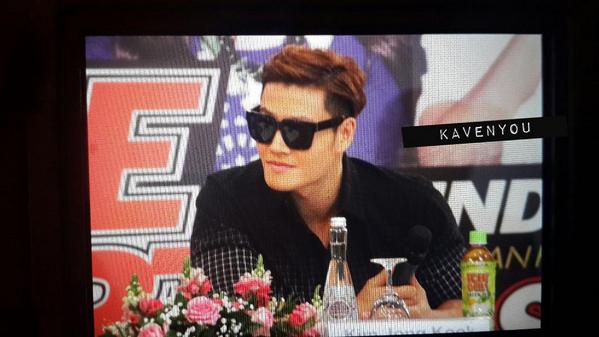 KAvenyou's tweet photo. Race Start Season 2 in Indonesia Press Conference - Kim Jongkook #RunningManJKT http://t.co/OXAeUorHaV