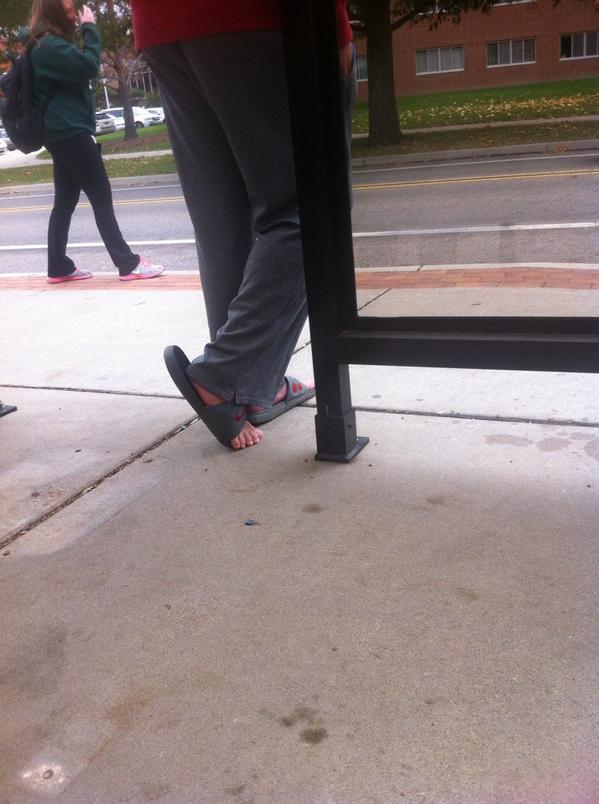 BDELEON66's tweet photo. TELL ME THIS ISN'T THE NASTIEST SHIT EVER!!!!!!! #stopmandals #putsockson http://t.co/3U8AQ7LQbs