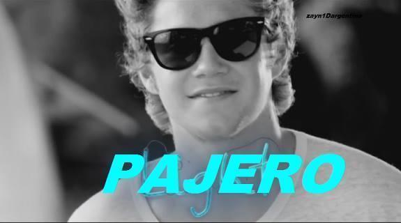 soulzev's tweet image. por estas cosas imposible no amar este fandom

#StealMyGirlVideoToday 
#EMABiggestFans1D