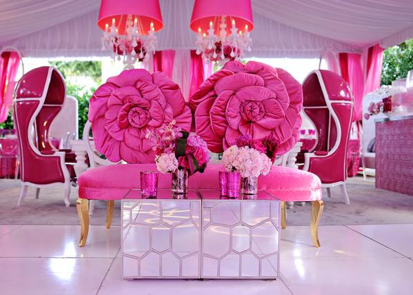wedding_style's tweet photo. Furniture and decor that set a vibrant and exciting mood. 

#platinumlist @LuxeEventRental
- http://t.co/i1y5rxBFqE