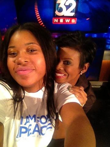Hazel_Jayy's tweet photo. @darlene_hill Is My Mother From Fox. π Thank You So Much For The Constant Support. #PCSEDU #IAMFORPEACE http://t.co/Y2mVmKHKeK