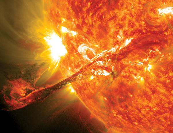 Solar superflares: A new danger from the sun might explain a Dark Ages mystery http://t.co/piToE2xLD0 http://t.co/hJjEDKlfqt