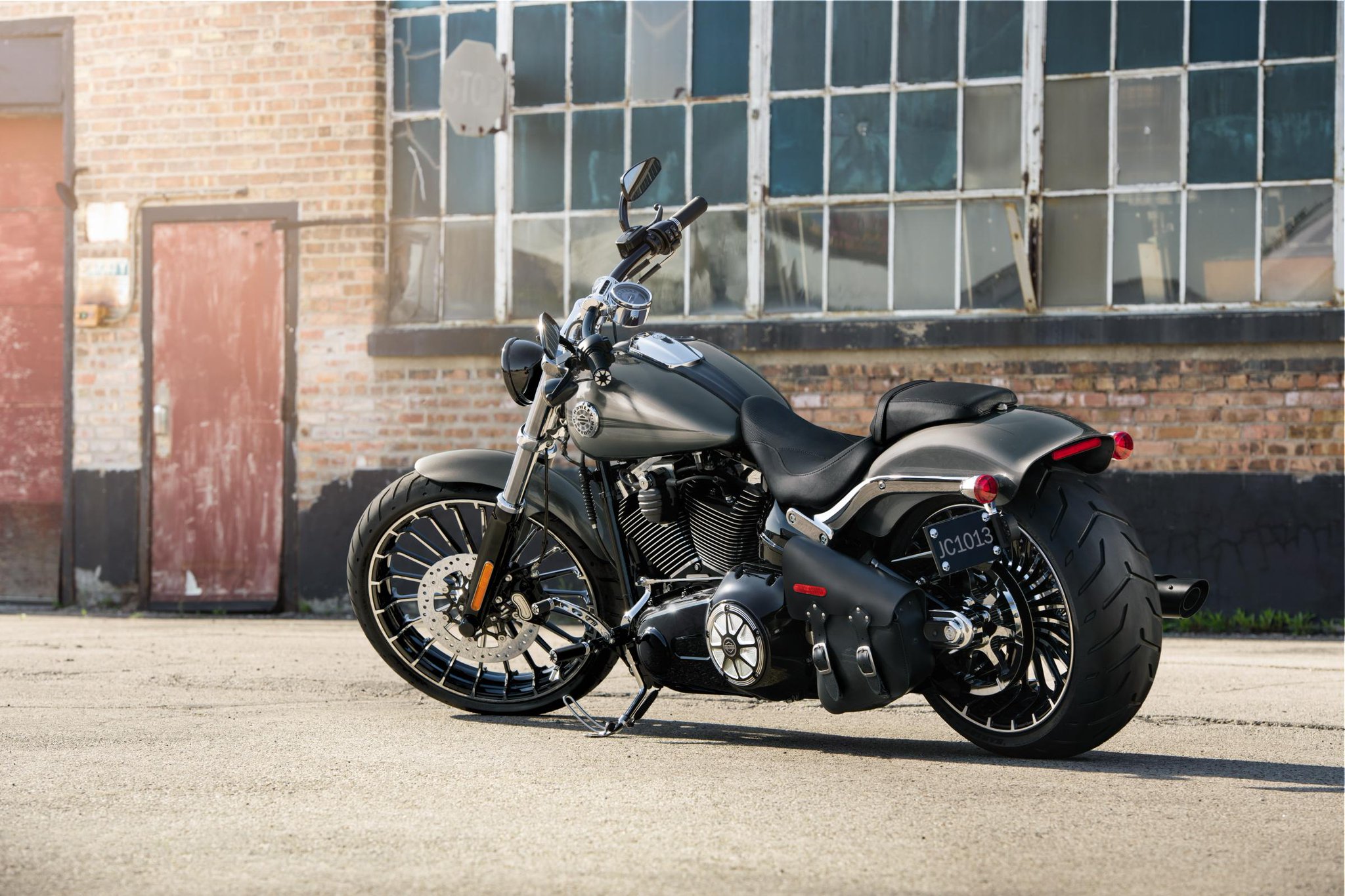 Harley Breakout 2025 Review Birgit Juliette