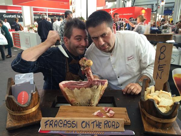 #salonedelgusto2014 Mitico #Fracassi on the road!!! <a href="/marcobolasco/">marco bolasco</a> <a href="/gabrielezanatt/">gabriele zanatta</a> <a href="/cinziabenz/">cinziabenzi</a>