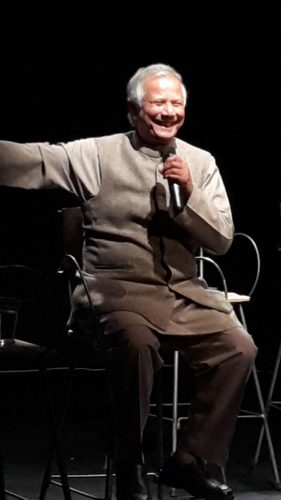 MaevaTordo's tweet photo. Inspiring &amp; happy Yunus @ #WFL14 Press Conference // Social Business is the best youth potion :) @letsbenoisy *** http://t.co/0wuuSHIs8H