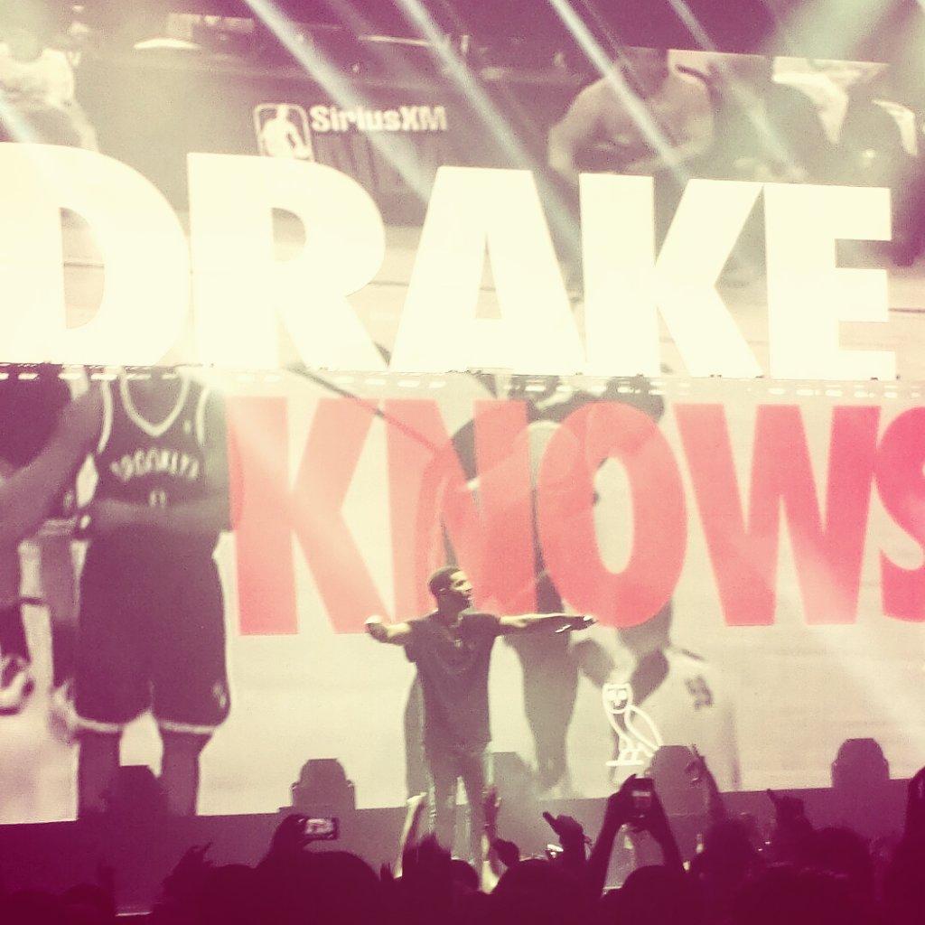Happy 28th birthday to my all time favorite rapper, my baby Aubrey Drake Graham. I fuckin love you     