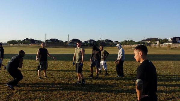 sharpstownctr's tweet image. Good ol' time playing football getting ready for the Army vs Navy game! #teambuilding #armystrong #Armyrecruiters