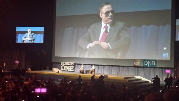 MatasAnuzis's tweet photo. @JCVDonline splits king is finally on the stage @KurkLT @ForumOne2014 http://t.co/ZGglGHBcw6