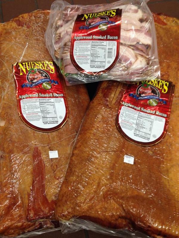 GoudaGirlstweet's tweet photo. @Nueskes we are blown away by your generosity !! We're gonna show Vegas what REAL BACON taste like !! http://t.co/QYdwRfxeOd
