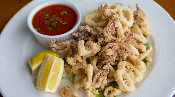 briccobraccomtp's tweet image. Join us for discounted #Italian food and #drinks at our bar or patio today from 4-7pm! #sale #chseats #charleston