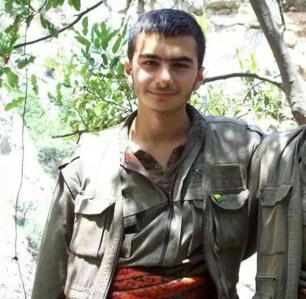 Şehadeti'nin 4. Yılında bahoz cudi (Bawer Kortik) saygıyla anıyoruz.
DBP HDP DERSiM ADMİNLERİ

#BAWERKORTIKÖLÜMSÜZDÜR