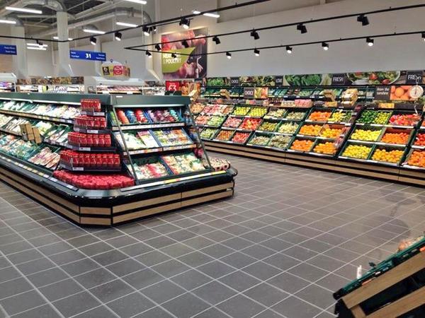 LAbercrombie10's tweet photo. One word-Standards!  @dunfermline superstore @richardmb26 @BrubailP http://t.co/7F2p1zDygd