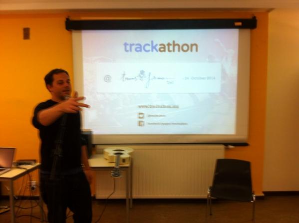quendasper's tweet photo. #trackathon @transformabxl, c'est parti pour les consignes! @MusicCall1 @pipovitch http://t.co/7BaGLF0uSv