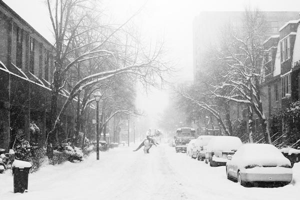 WIRED's tweet image. Photos: This is what it'd look like if "Star Wars" spilled into the real world wrd.cm/1vZ7W54