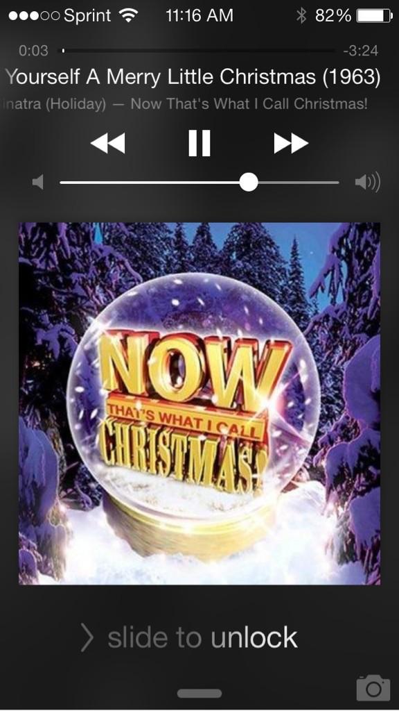 aggriggs4's tweet photo. Since it's almost Halloween, it's time to listen to Christmas music! #BestTwoMonthsOfTheYear http://t.co/0s4Pb1EIUH