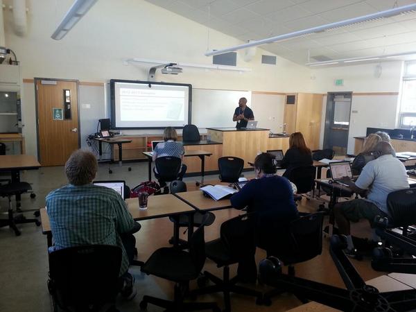 darrellwildt's tweet photo. Jeremy Love talking tech, academics, and CTE. #fallcue http://t.co/ypwu0GWAnq