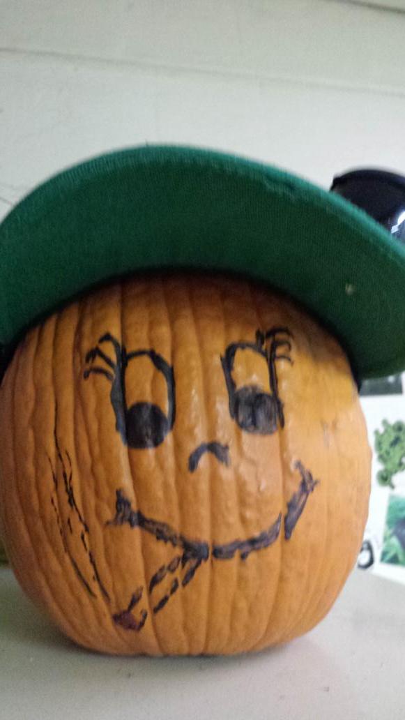 MH420Nurses's tweet photo. Costume Contest Friday (tonight) at 7:10!!! iBake Denver 
Winner wins a Wonder Worm &amp; Wax! 
$5.00 to enter! http://t.co/5IOrD1Q4WS