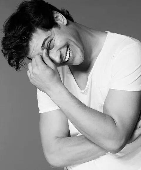 ChrisleyHoran's tweet photo. Çağatay Ulusoy <3 http://t.co/XM3LBNHJ90
