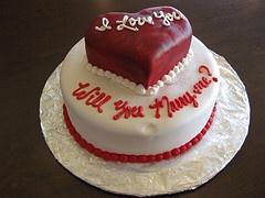 BLokison's tweet photo. @DaughterOfCapt after eating he nodded to the waiter who brought out a cake as Bjorn knelt infront of her http://t.co/Yc1CmRti3x