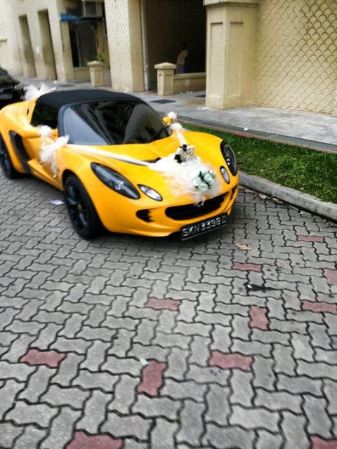 ZackDevon's tweet image. What a cute car to see early in the morning...