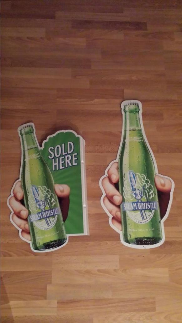 vapinglikecrazy's tweet photo. @SteamWhistle :D The collection Grows again!! #DoOneThingReallyReallyWell
#drinkingandtweeting #drinkwell #lovebeer http://t.co/gxDcmgWDBF