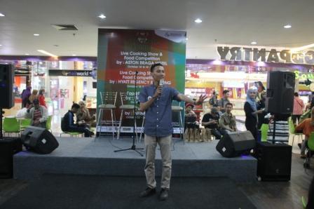 StarlightEdt's tweet photo. @guzman_sige Perform @BIP_Bdg 18 Oktober 2014  cc: @WWF_ID @EHbdg http://t.co/PpCAKo4pGG