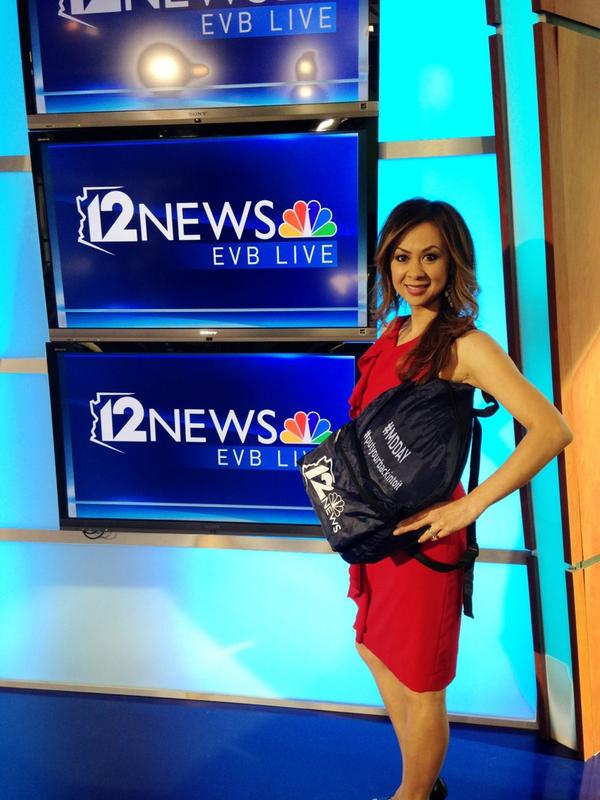 tram_mai's tweet image. Happy Friday!! How will you make a difference? #MMDAY #putyourbackintoit @EVBLive @12News