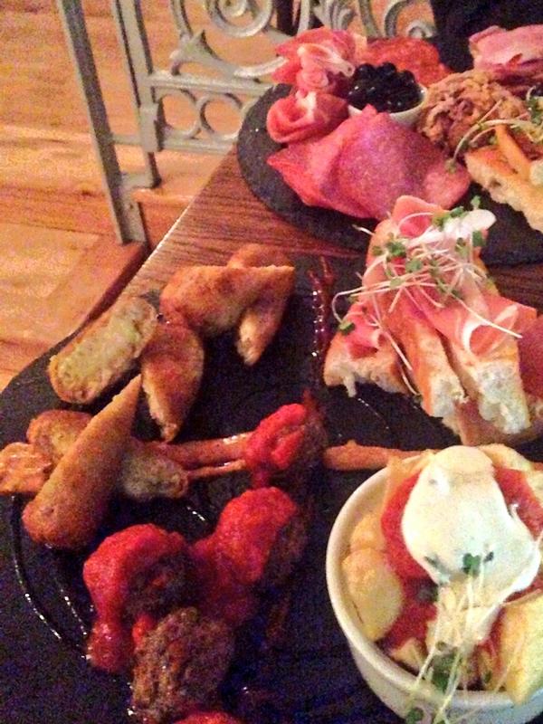 DavidGQuaid's tweet photo. Food is.... To die for @ButteryLimerick http://t.co/w7RPuHxXV9