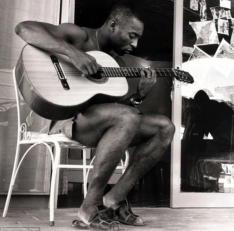 Celebrities on X: Pele playing on guitar during the World Cup football in  1970.  / X