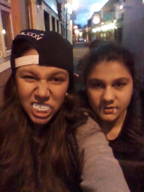 Ldunova's tweet photo. Got vampire teeth on :) http://t.co/SeWqEL3WhK