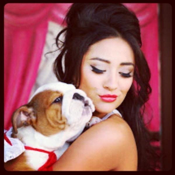 drizzzyswife's tweet image. Really rare pic of Shay and me