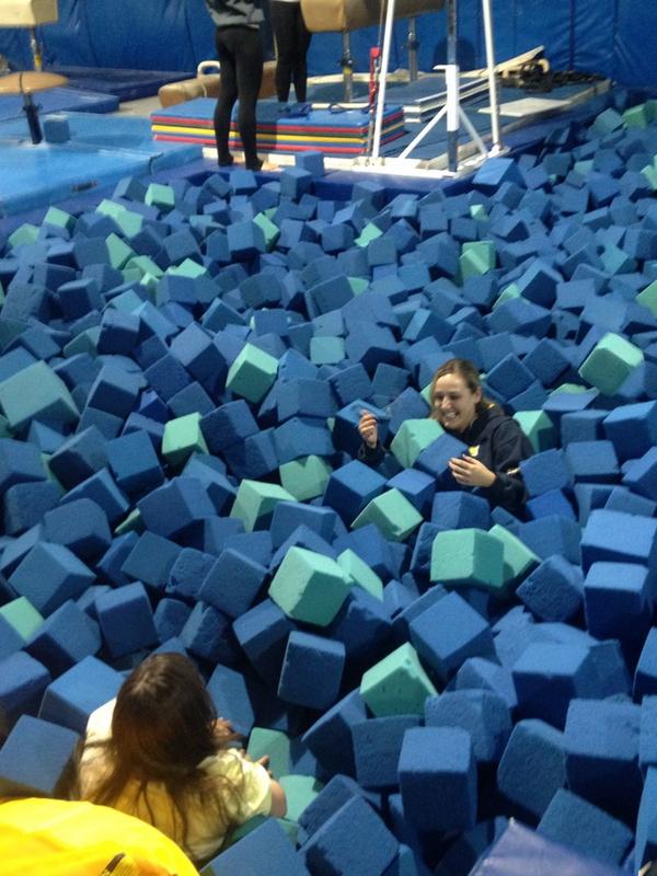 E4p_Motown's tweet photo. Having fun helping out with the Tiny Tykes program with @SteppingStoneWV http://t.co/li3Od7exSi