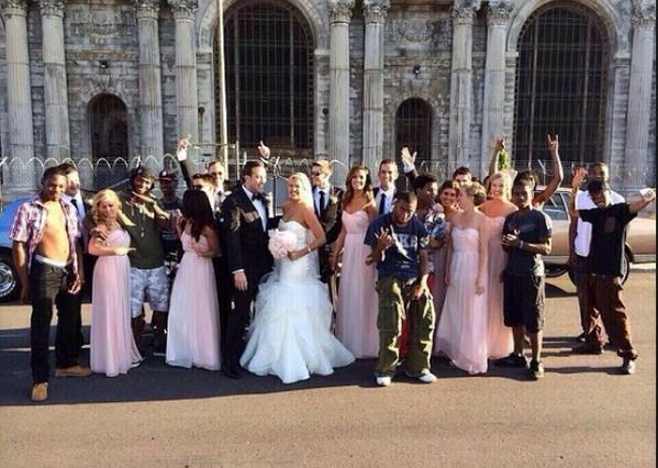 Anthony_Scepp's tweet photo. to this day the funniest thing ive seen on twitter😂😂😭 http://t.co/tvJ46330TE