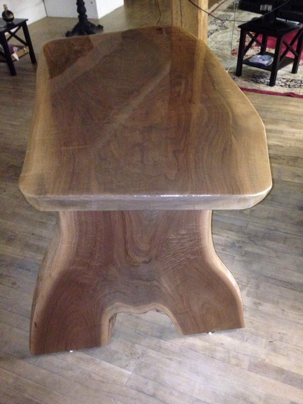 JVSCave's tweet photo. @DannyVeghs tables like this would look great in your stores #grownCut&amp;madelocally http://t.co/KgnYmx6LDa
