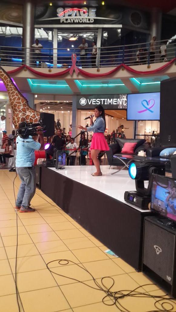 MallTVPTY's tweet photo. Con mucho cariño de #AnaConSalsa de @PelaosConSalsa para #PinceladasDeAmor @Telemetro http://t.co/CPf8diMqKw