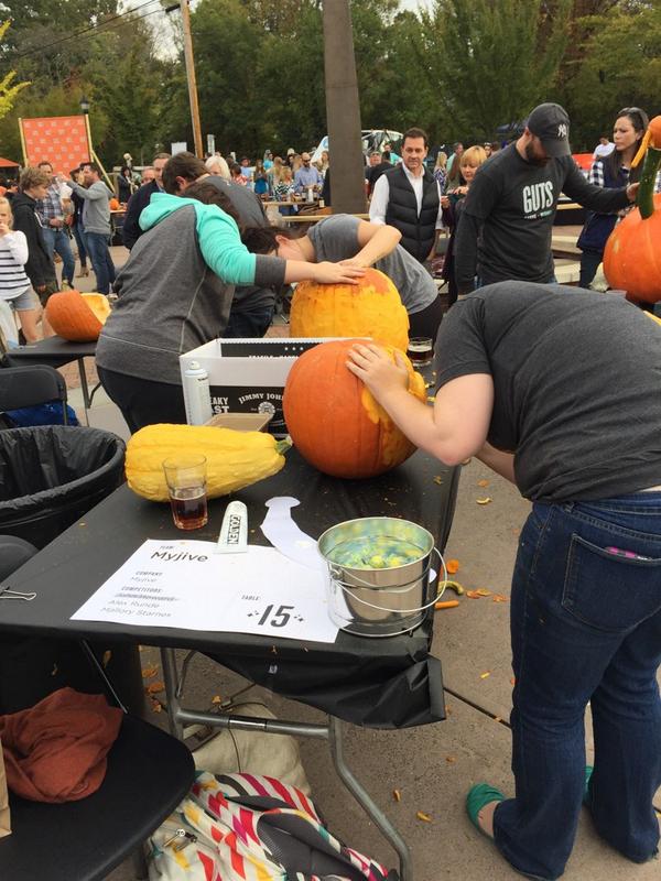 alexbyrdeg's tweet image. @Myjive killin it at #GutsCLT2014