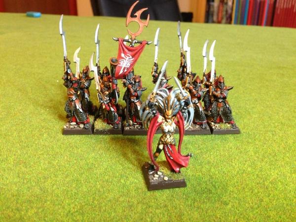 Fatdwarf69's tweet photo. A few #druchi to add to brothers collection. Much prefer these old executioners #warmongers http://t.co/shc8yWWI0D