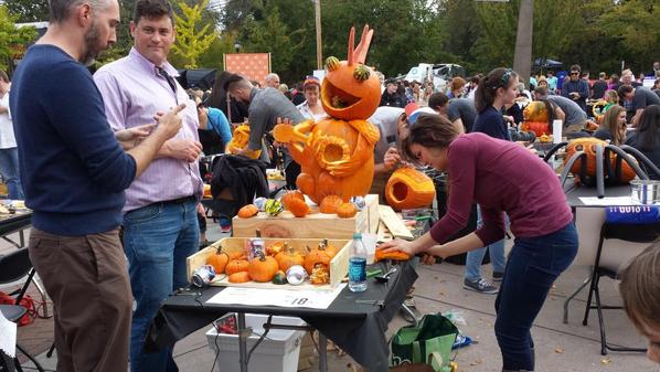 OkumaAmerica's tweet image. #GUTSCLT2014 is super cool. 10 minutes left for carvers! Can&apos;t wait to see the finished pumpkins!