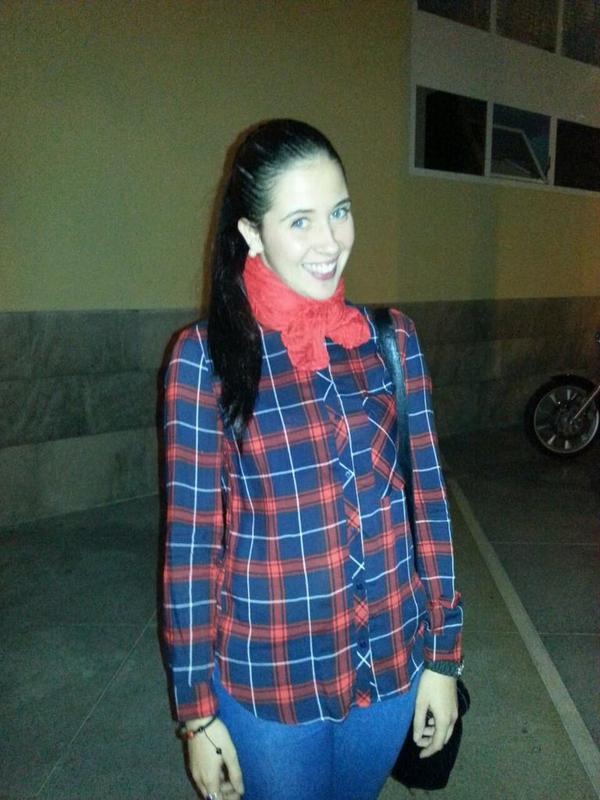FernandOrbea's tweet photo. Esa @desiojitos ! Esa leñadora que le falta un leñador! Jejeje http://t.co/ZF2c4JvK91