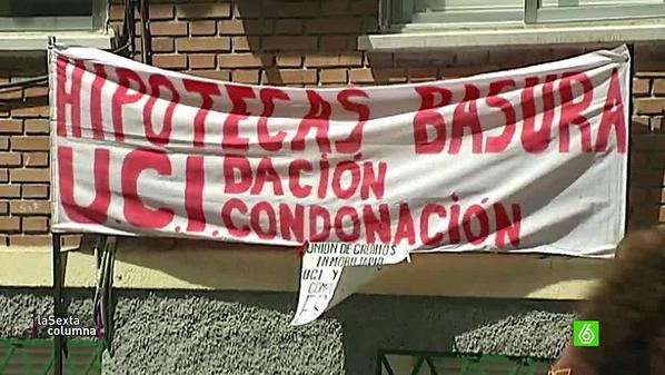 atresplayer's tweet photo. ¿Han pasado ya los efectos de la crisis? @laSextaColumna lo analiza #EsteCuento Revívelo aquí http://t.co/g6sF7eyif3 http://t.co/wjgSYbbZWr