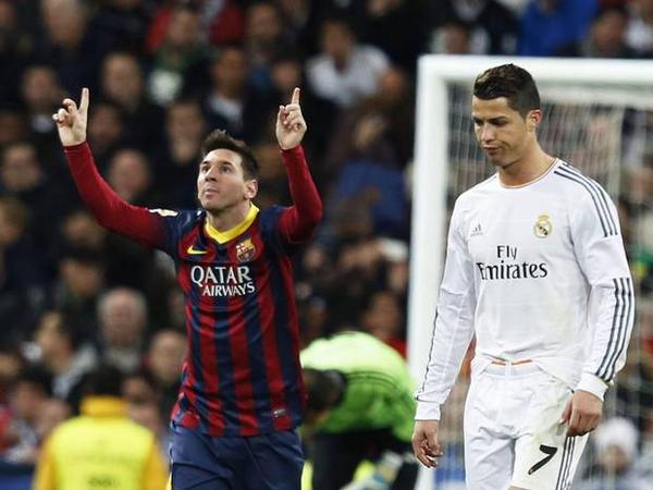 ElClasicoStats's tweet photo. Lionel Messi is the only player in history to have scored clasico hat-tricks in both Bernabeu and Camp Nou http://t.co/sWG0lSF4gL