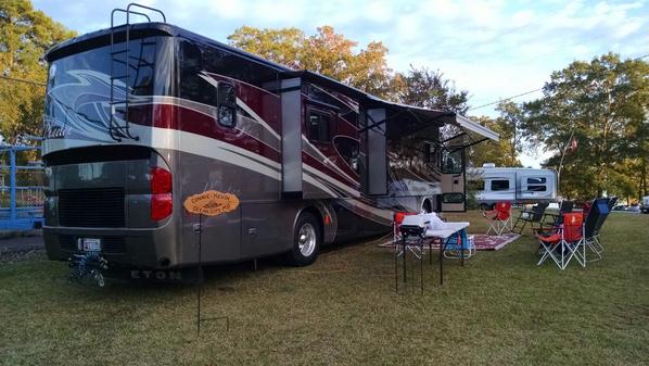 KevinKirstein's tweet photo. At Clemson ready to tailgate for homecoming http://t.co/c9PT5z94NY